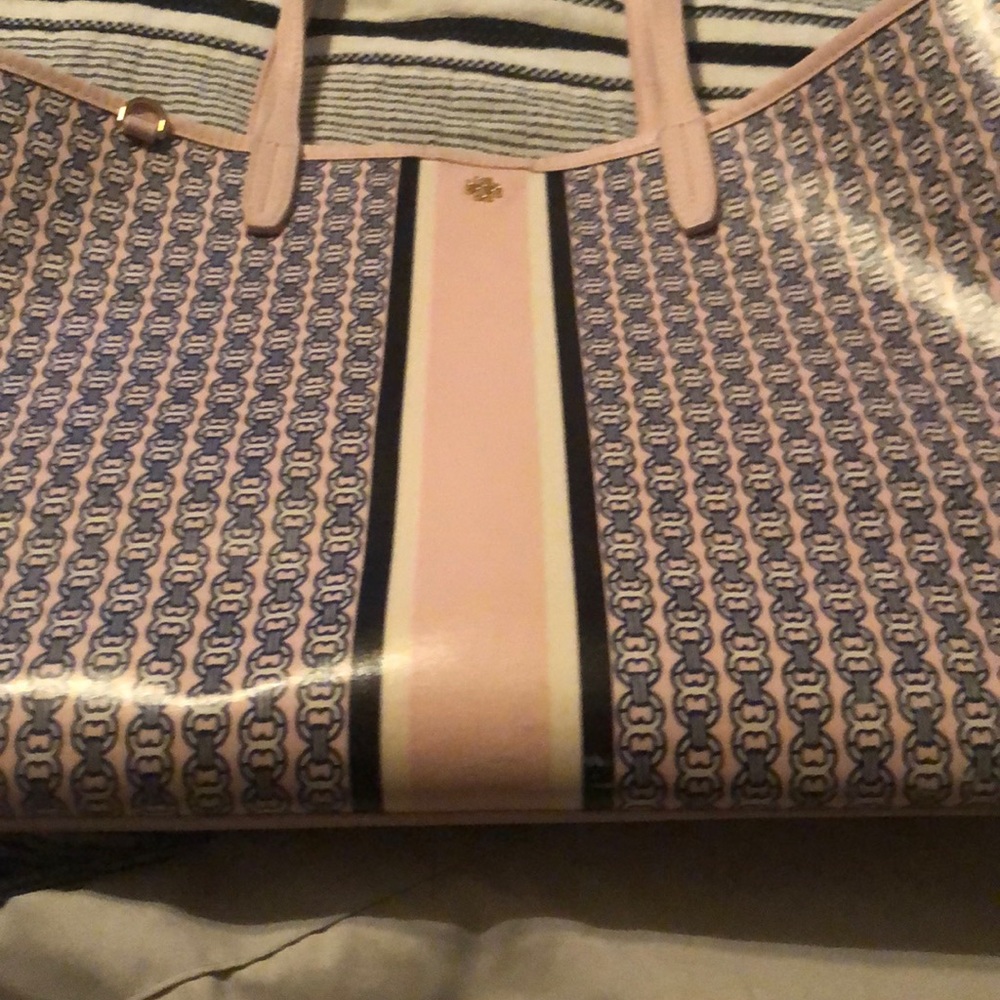 Tory Burch Gemini link tote